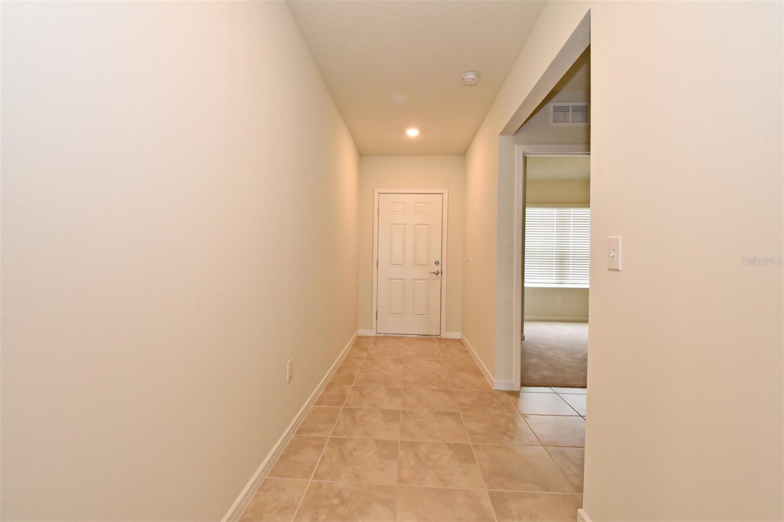 570 CITRUS ISLE BLVD