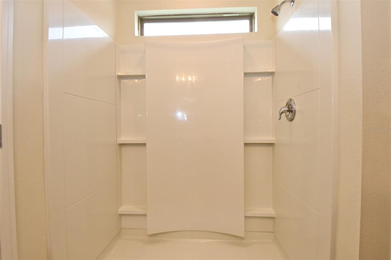 570 CITRUS ISLE BLVD