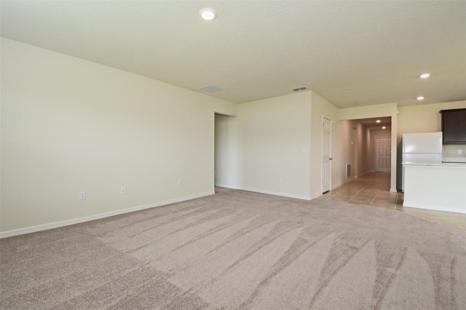 570 CITRUS ISLE BLVD