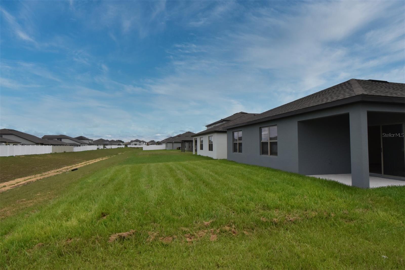 570 CITRUS ISLE BLVD