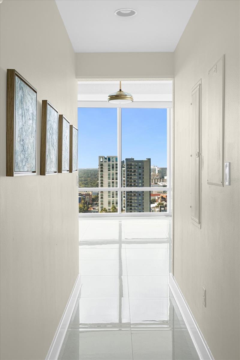 150 E ROBINSON ST #2002