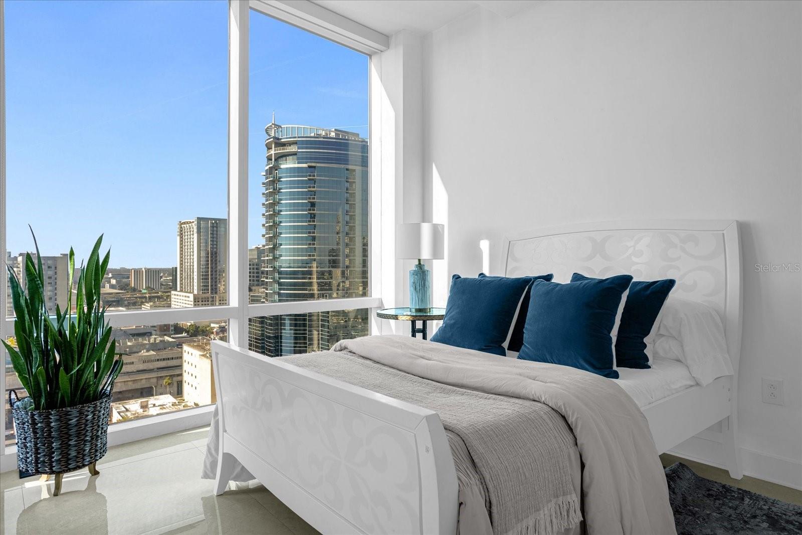 150 E ROBINSON ST #2002