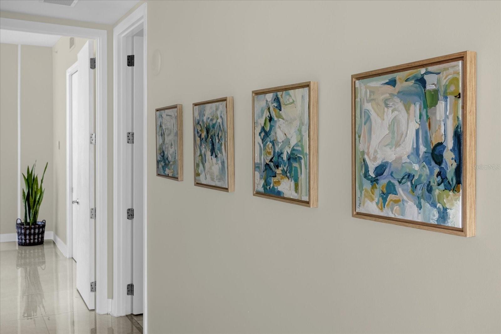 150 E ROBINSON ST #2002