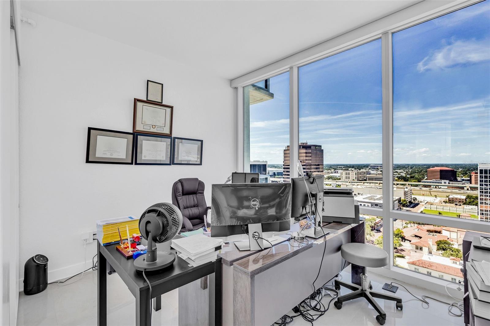 150 E ROBINSON ST #2002