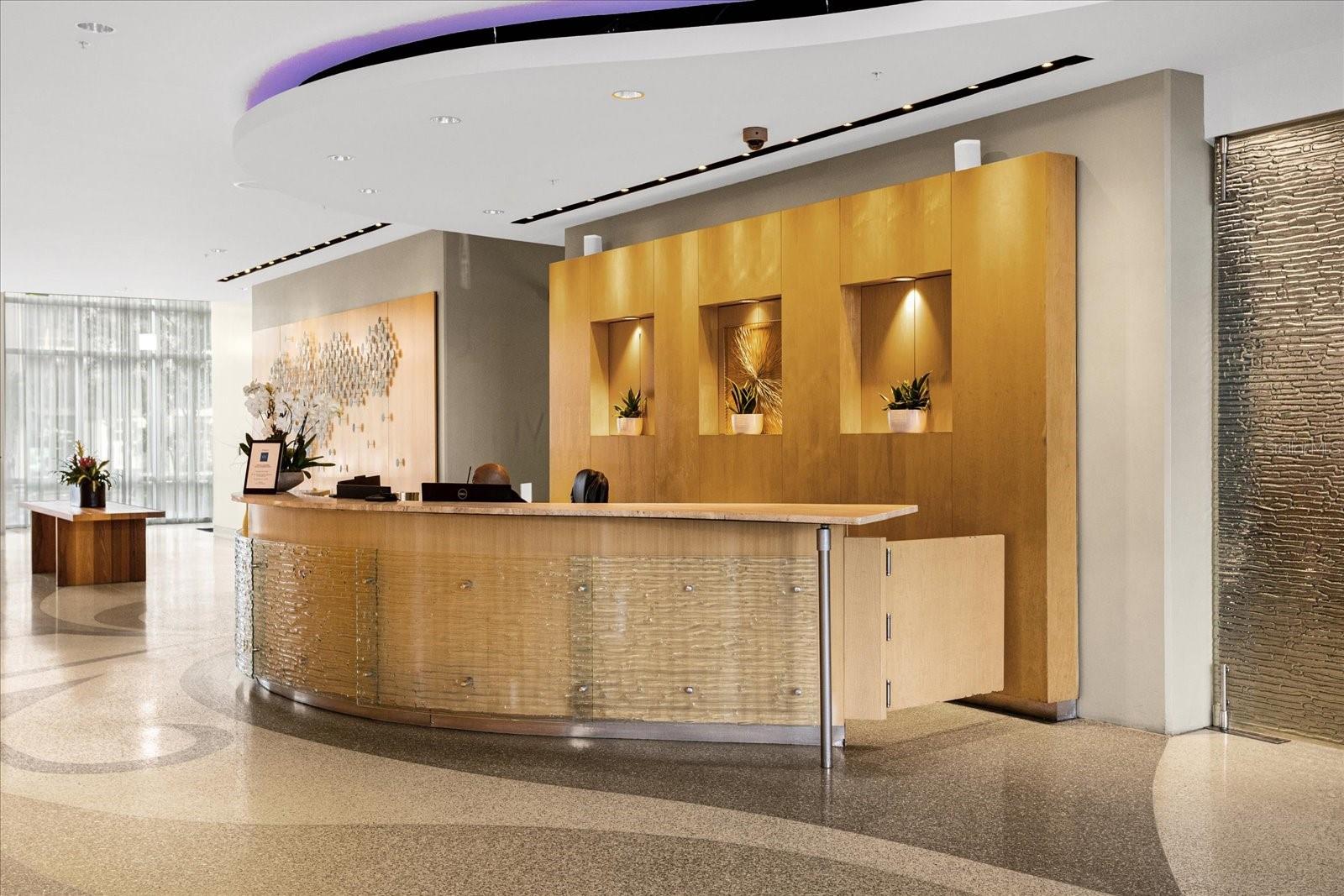 150 E ROBINSON ST #2002