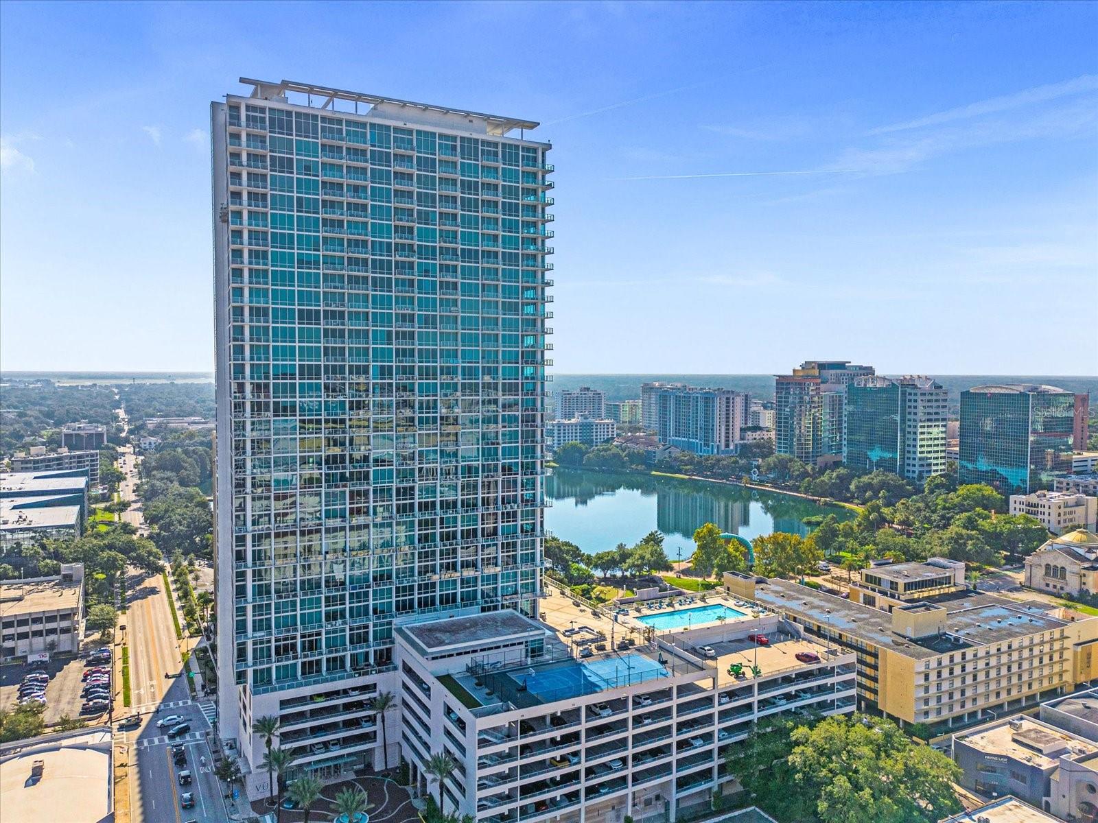 150 E ROBINSON ST #2002