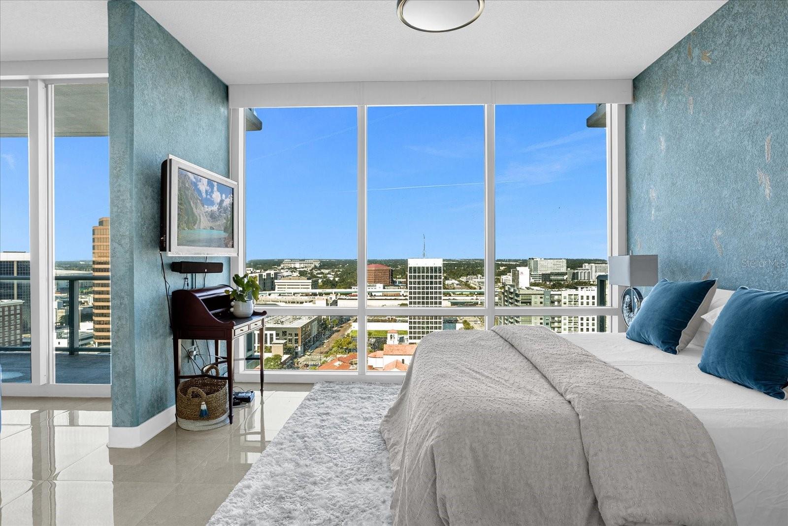 150 E ROBINSON ST #2002