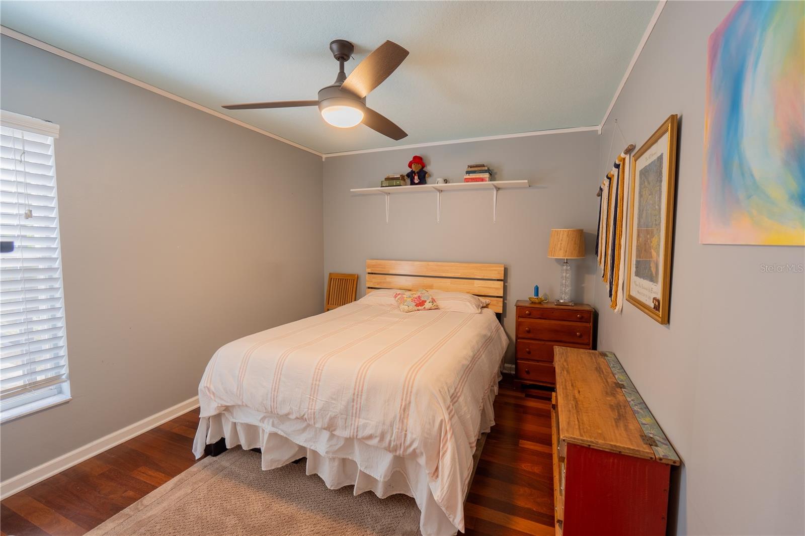896 KERWOOD CIR