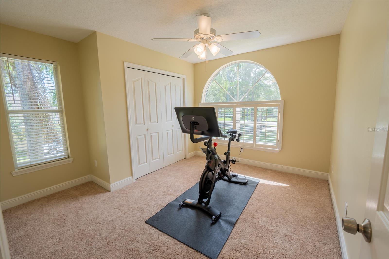 2381 CREST RIDGE CT