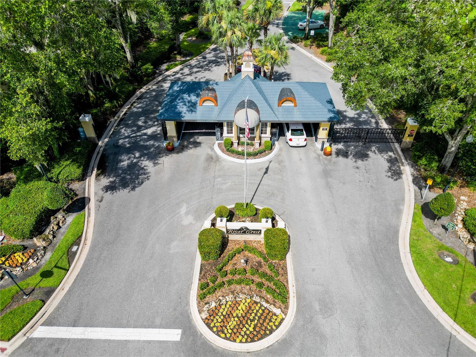 2381 CREST RIDGE CT
