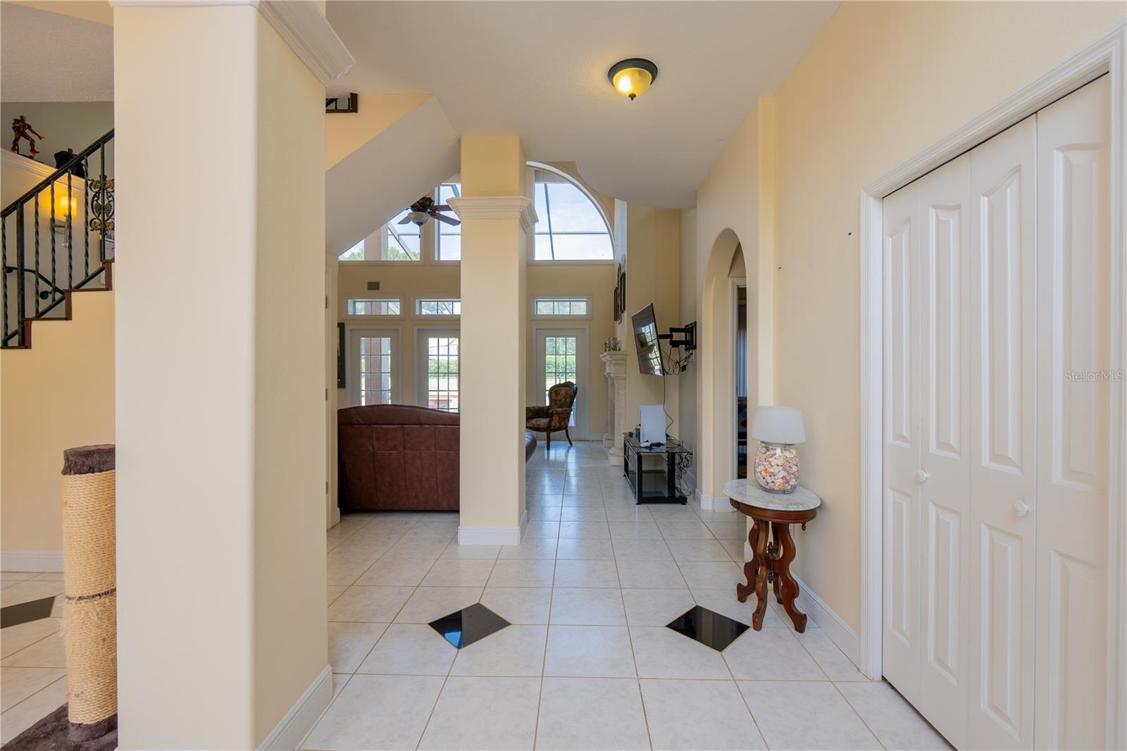 2381 CREST RIDGE CT
