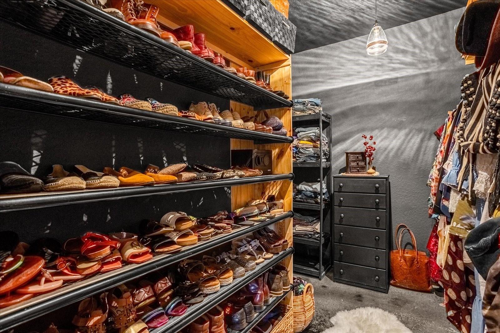 174 VILLA DI ESTE TER #212