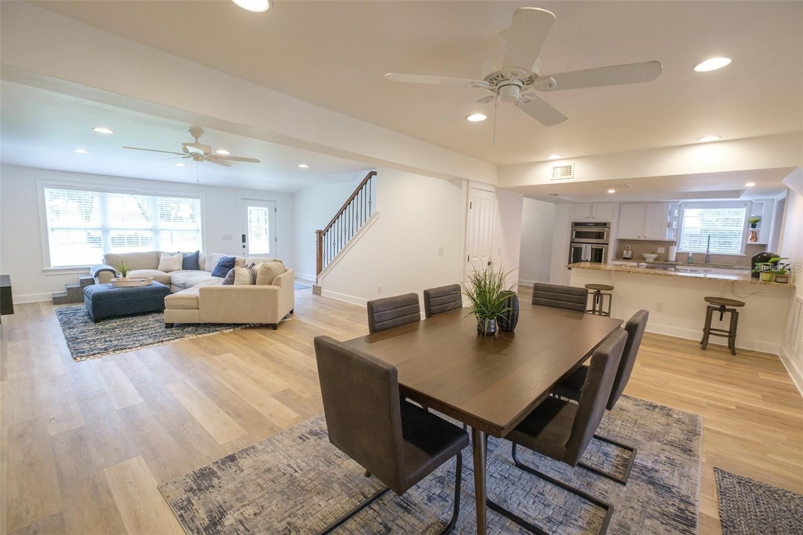 236 MAUREEN DR