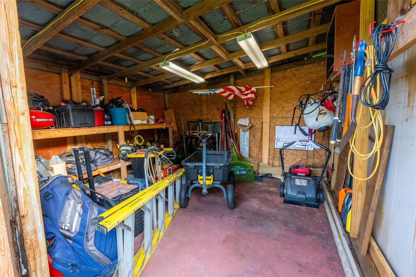 236 MAUREEN DR