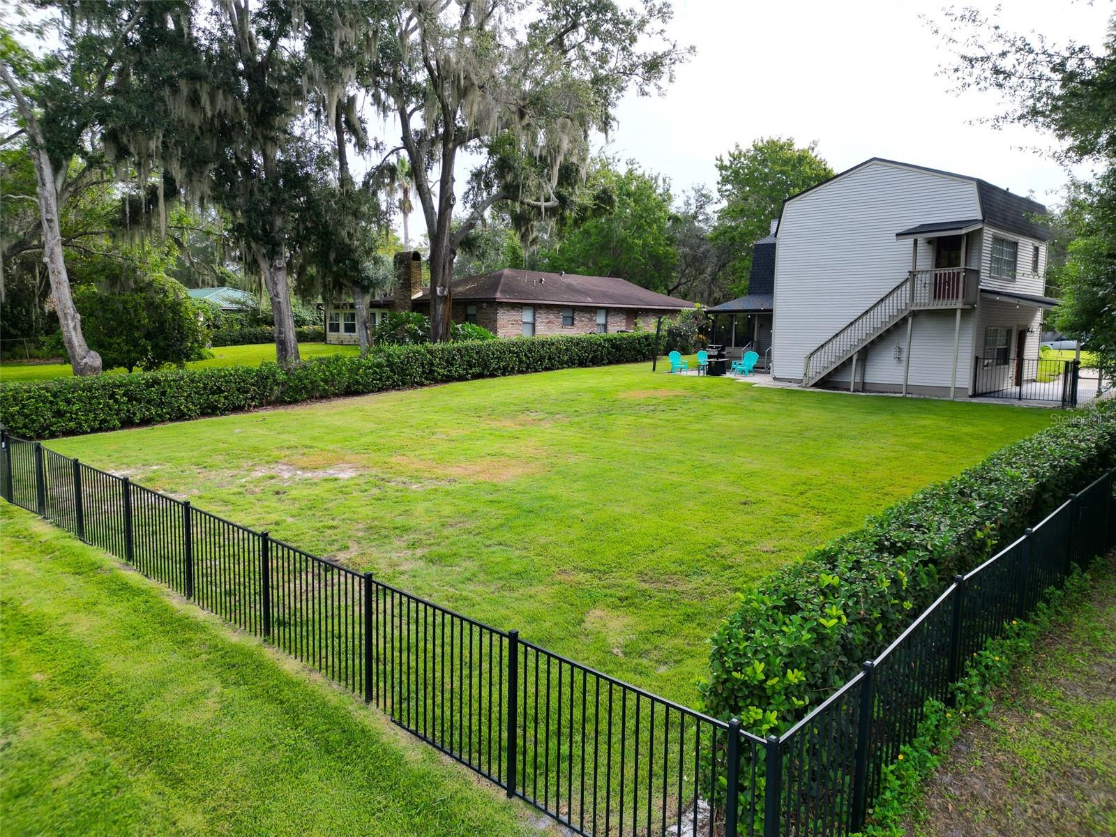 236 MAUREEN DR