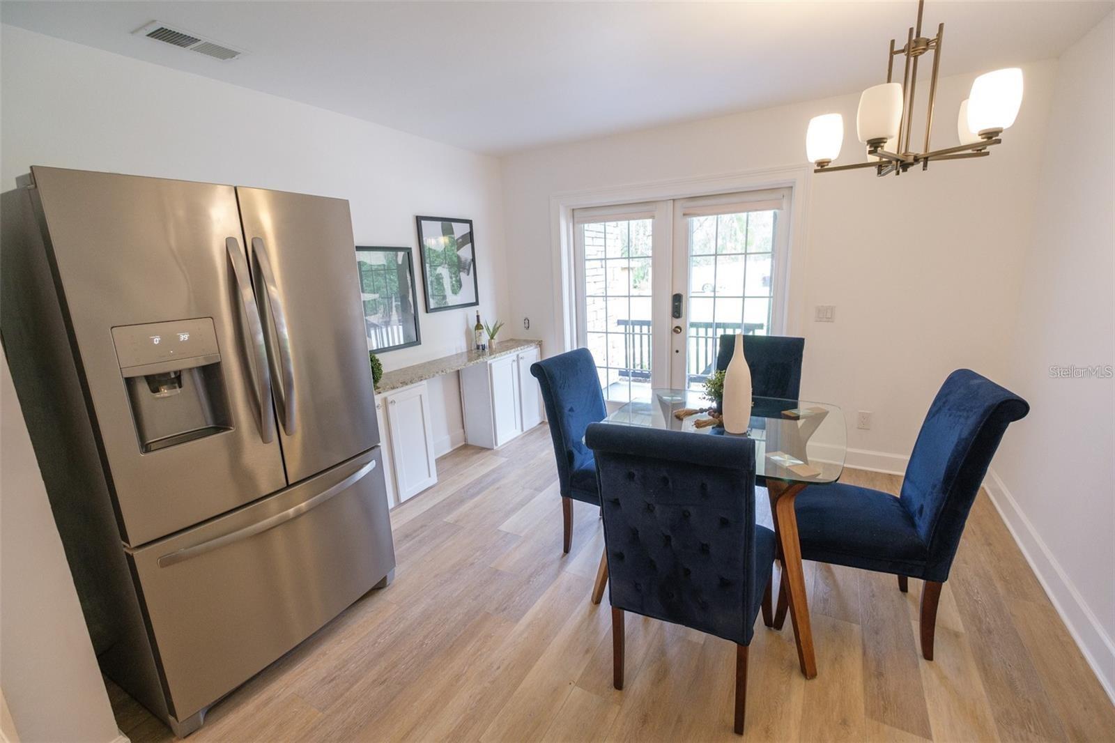 236 MAUREEN DR