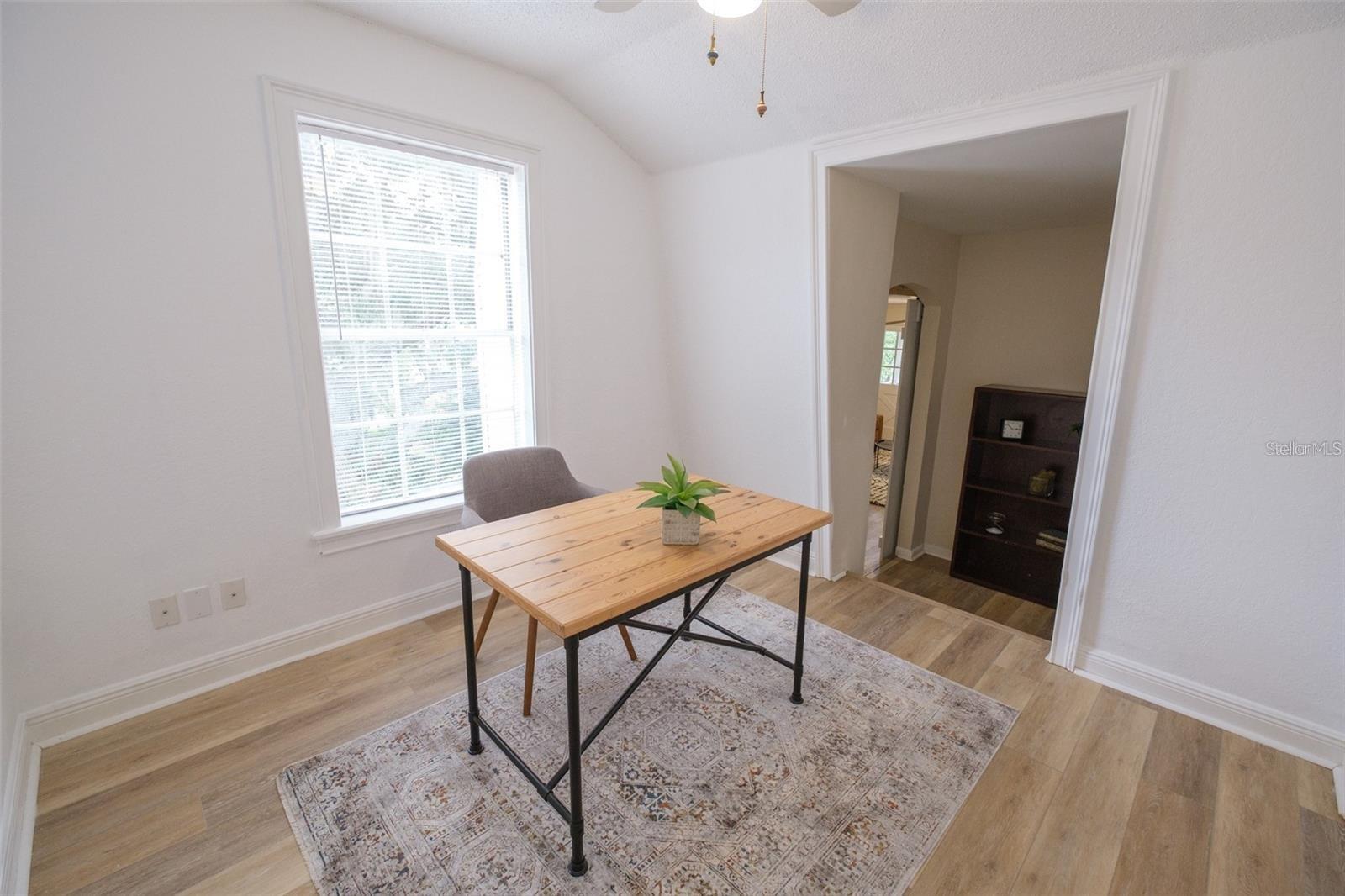 236 MAUREEN DR