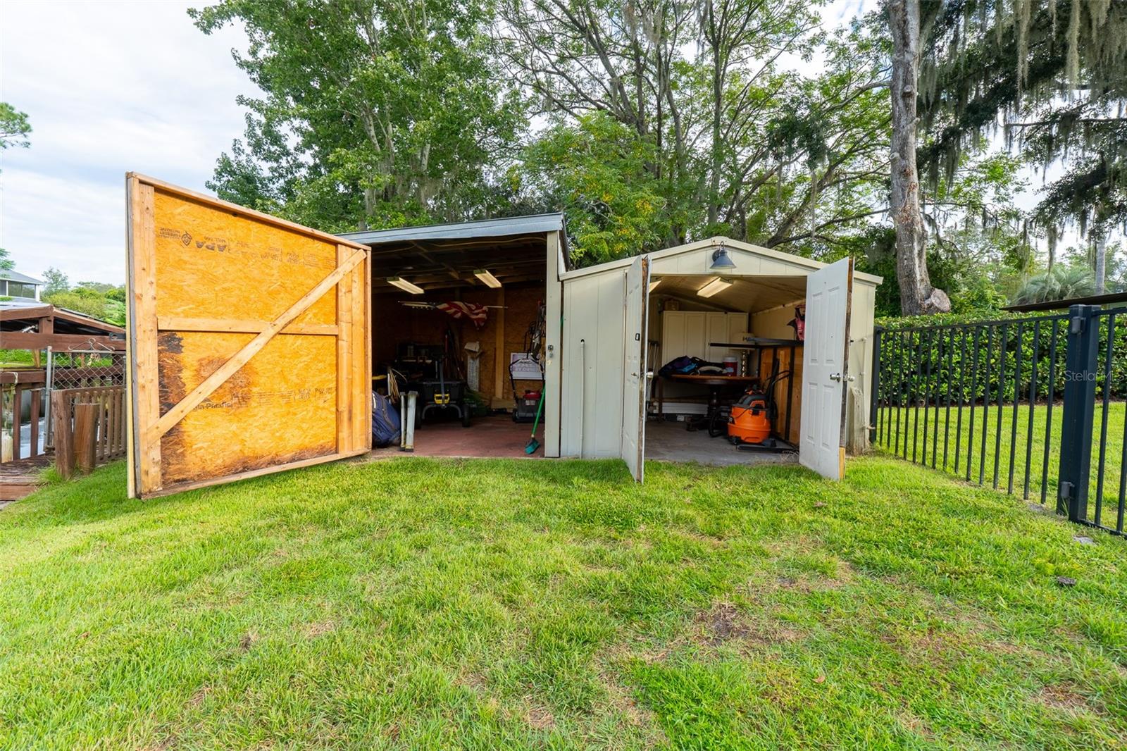 236 MAUREEN DR