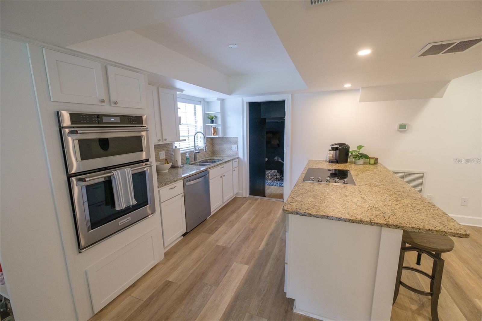 236 MAUREEN DR