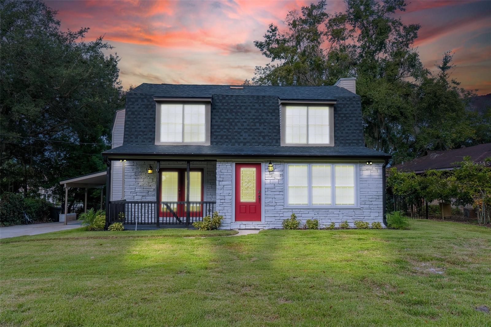 236 MAUREEN DR