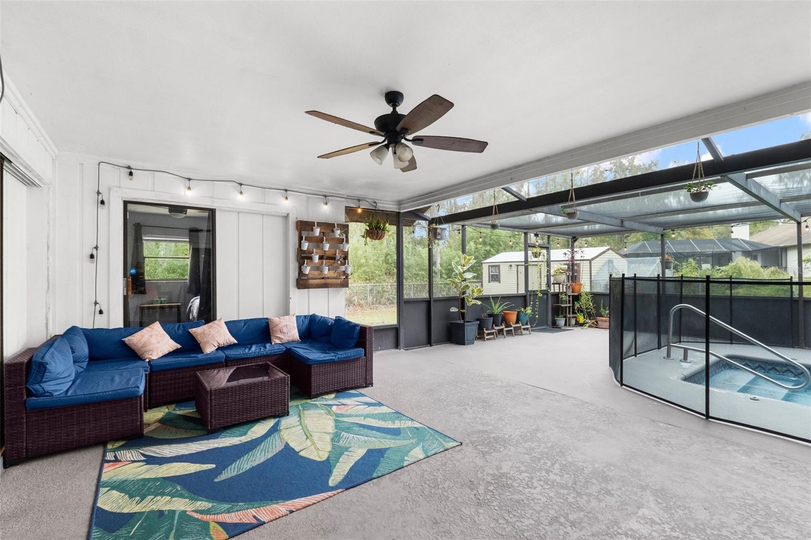 1294 CANDLELIGHT BLVD