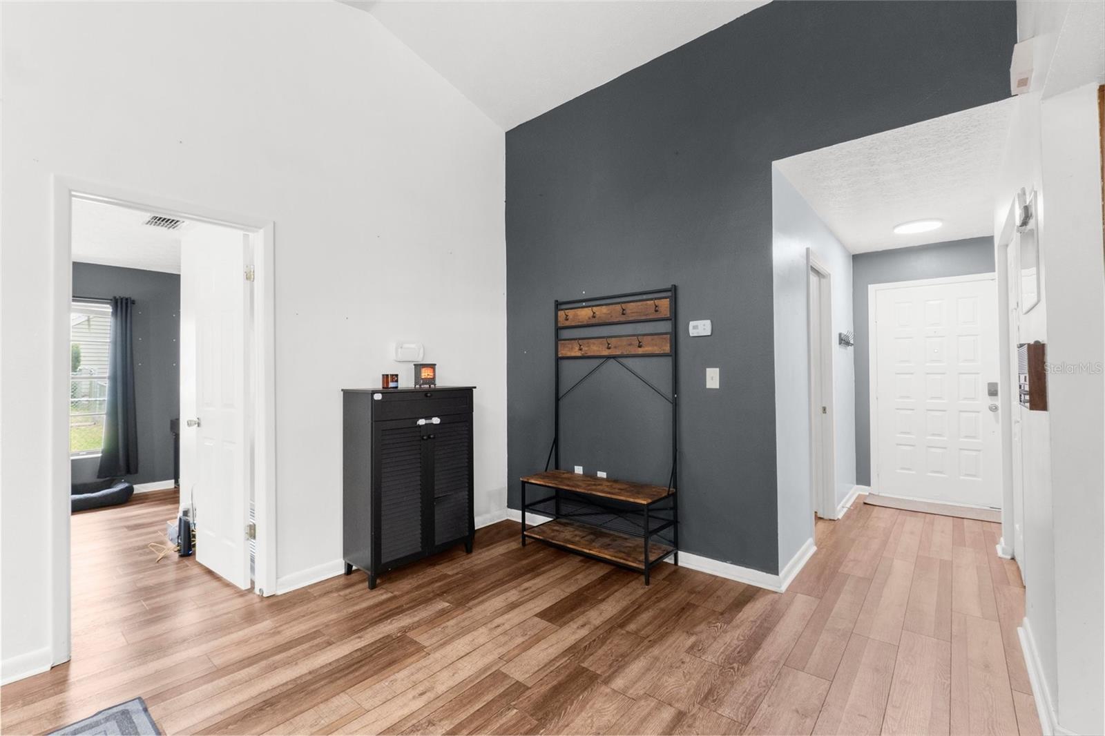 1294 CANDLELIGHT BLVD