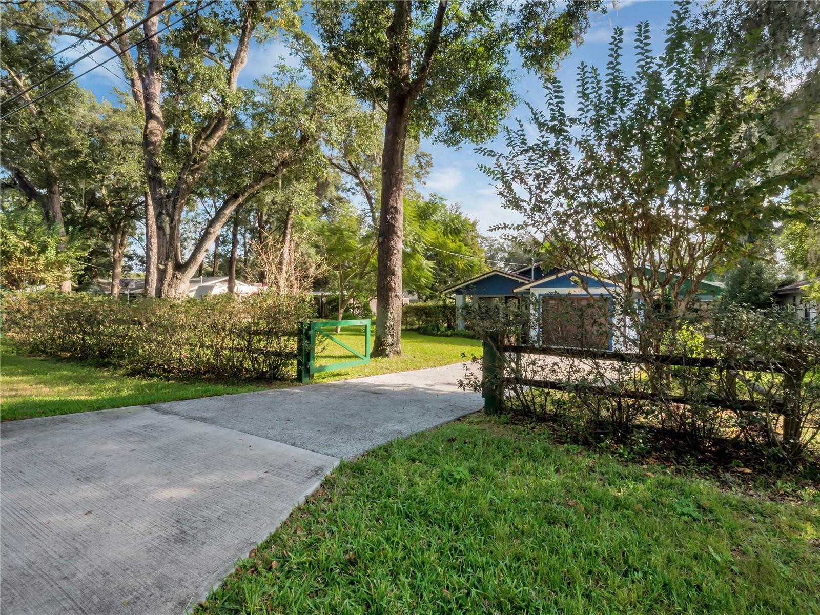 30904 DEAL DR