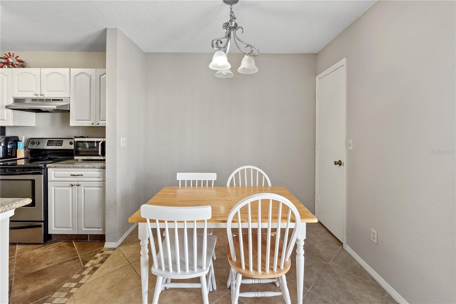 2550 N ALAFAYA TRL #8203