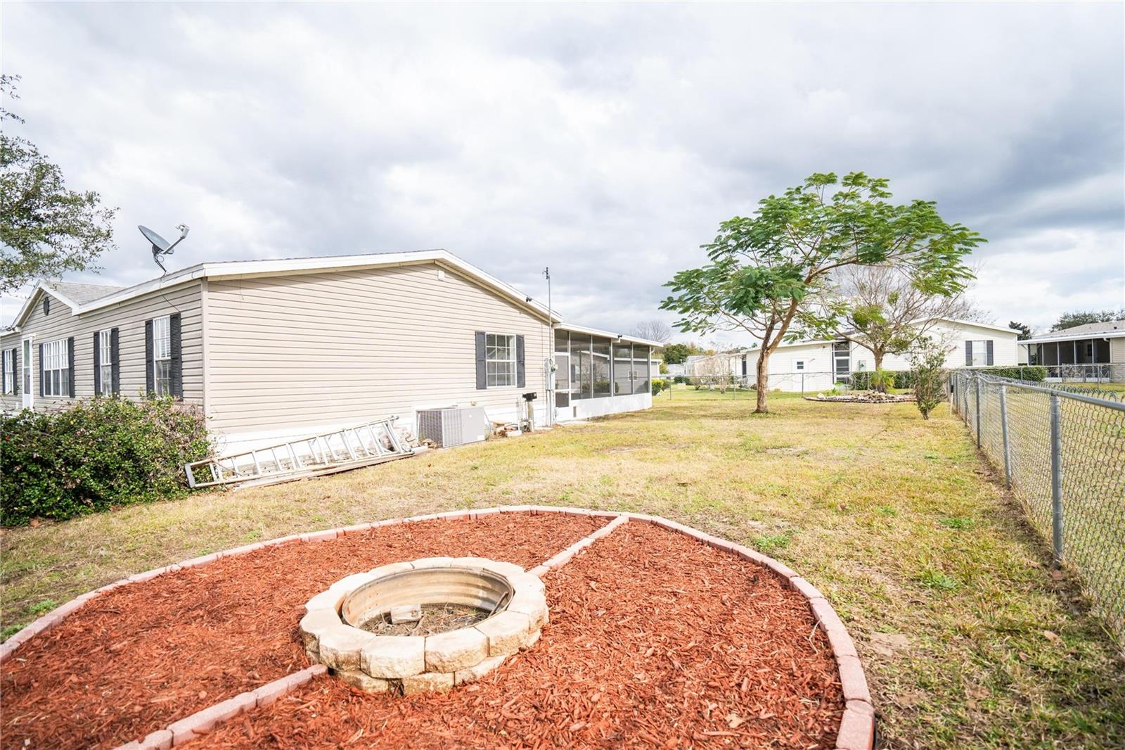 25161 SPANISH MOSS CIR