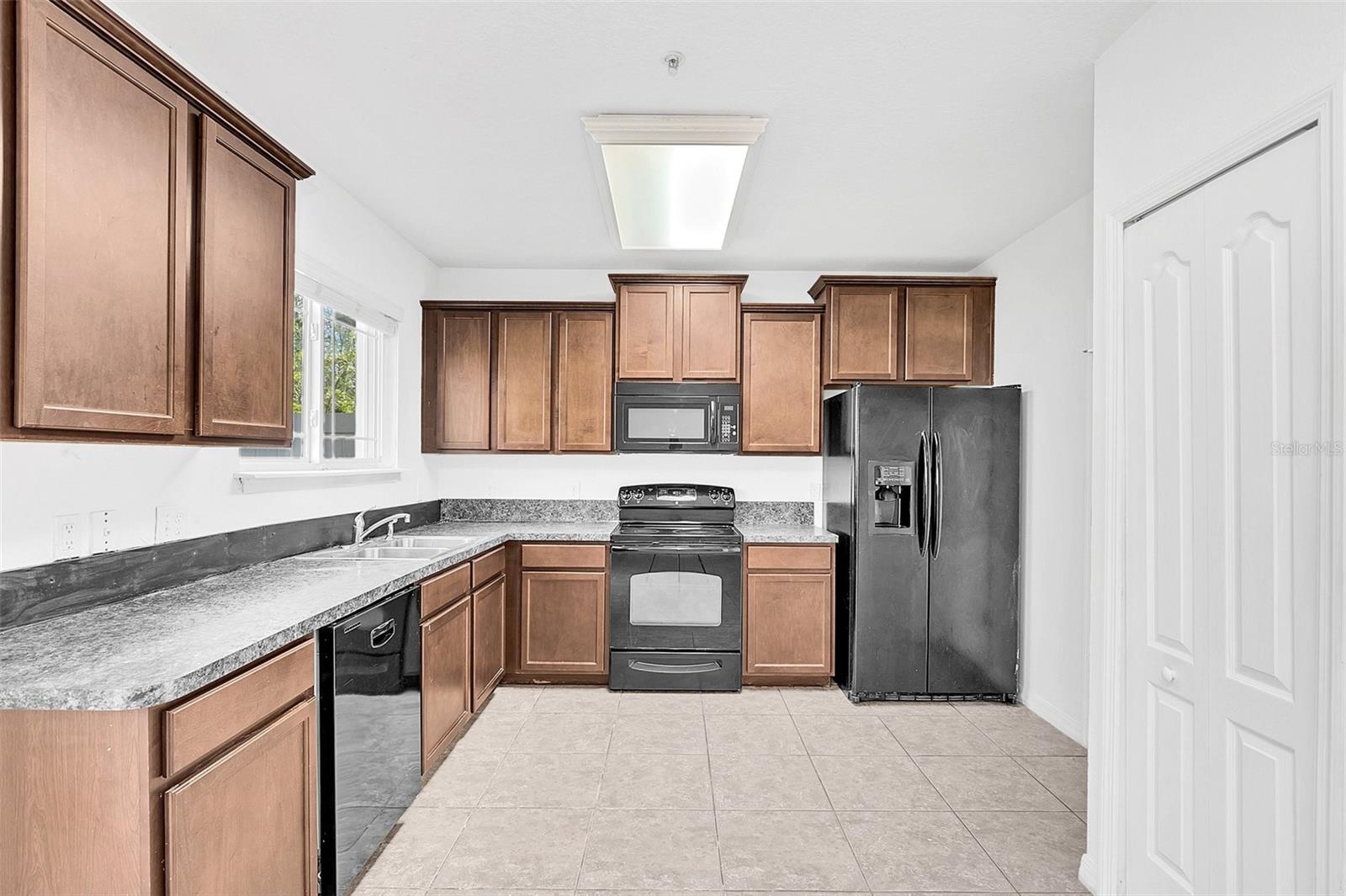 2207 CYPRESS VILLAS DR