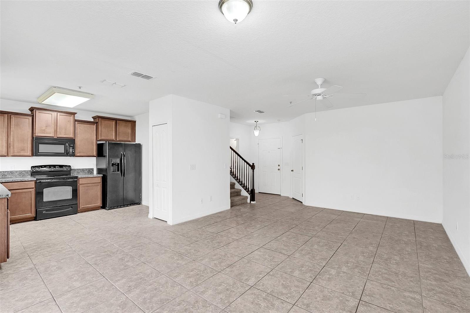 2207 CYPRESS VILLAS DR