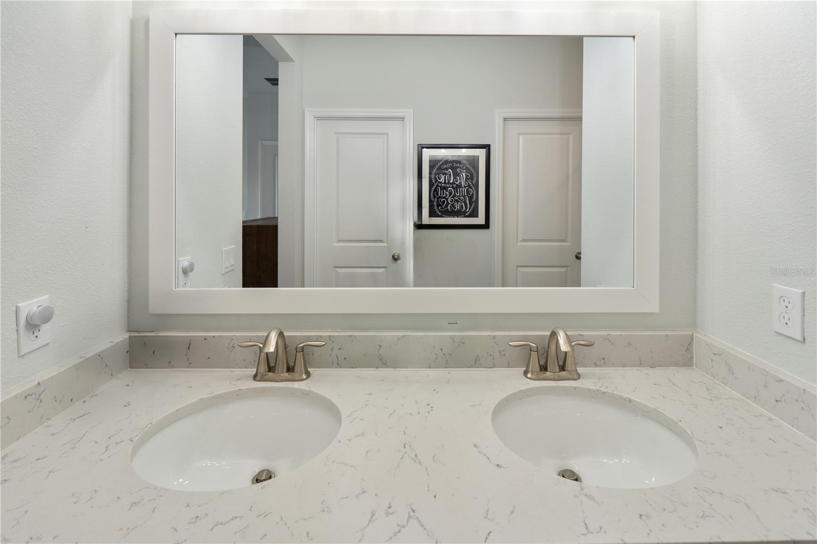 961 GRAND WILDMERE CV