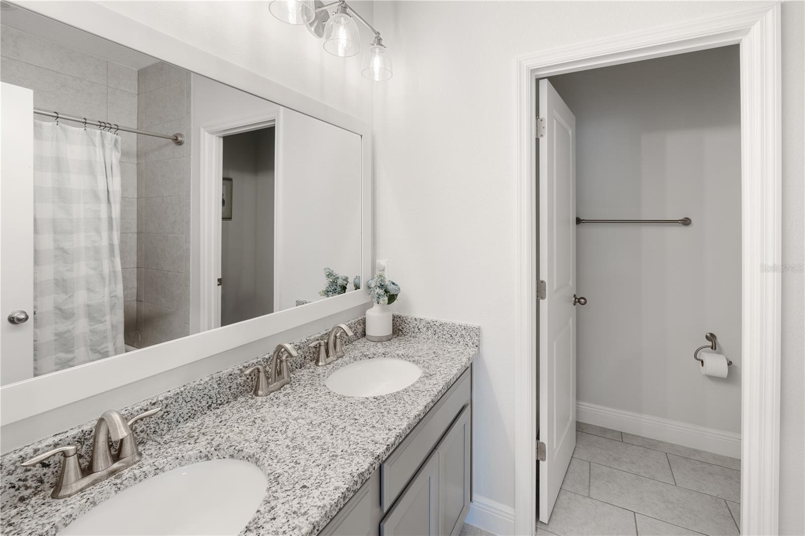 961 GRAND WILDMERE CV