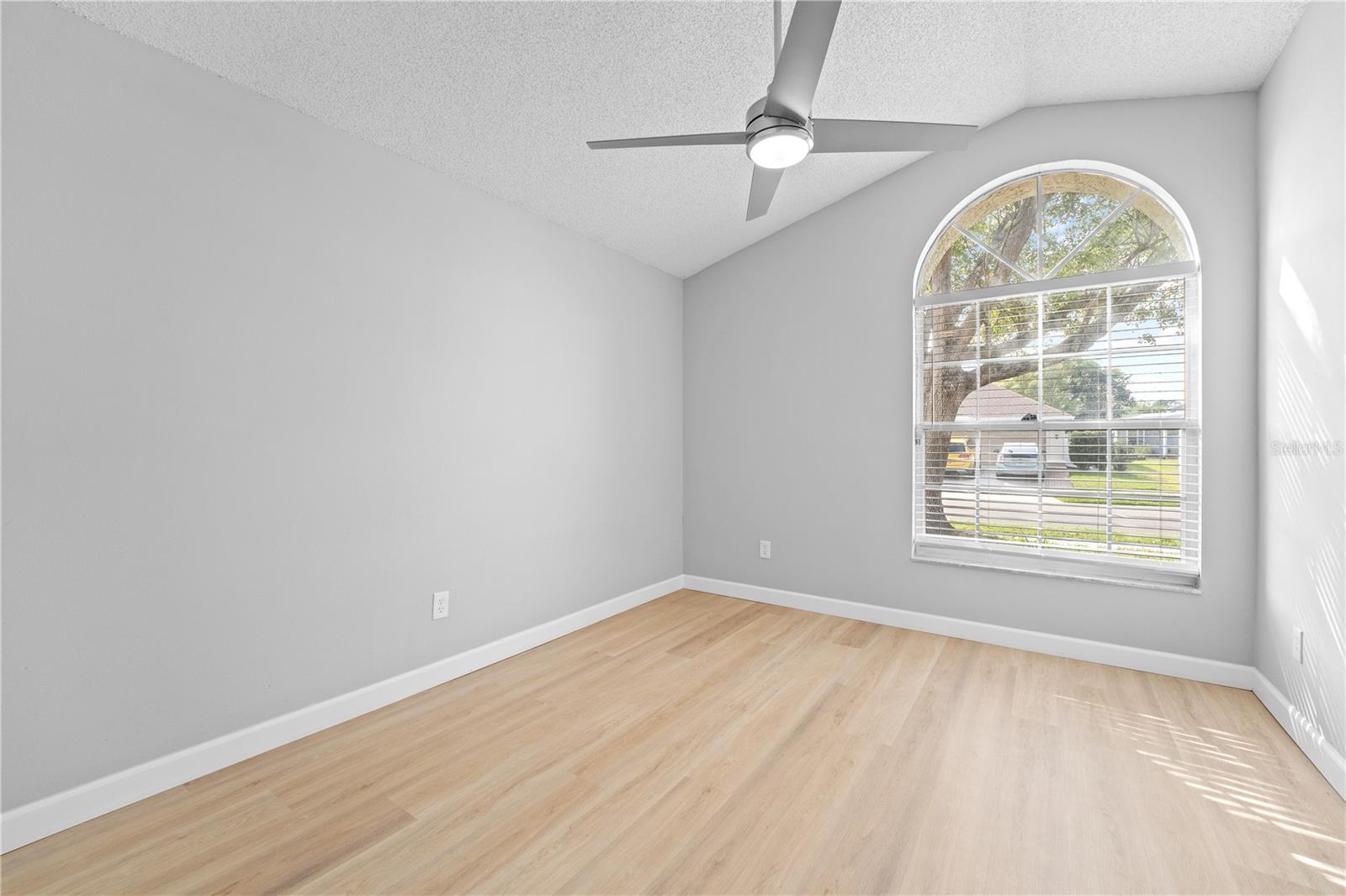 643 UNCLE JACK CT