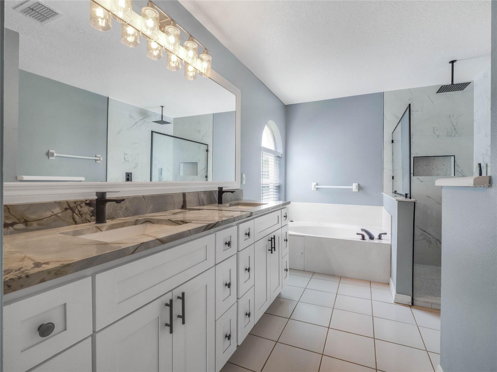 1103 BALLYSHANNON PKWY
