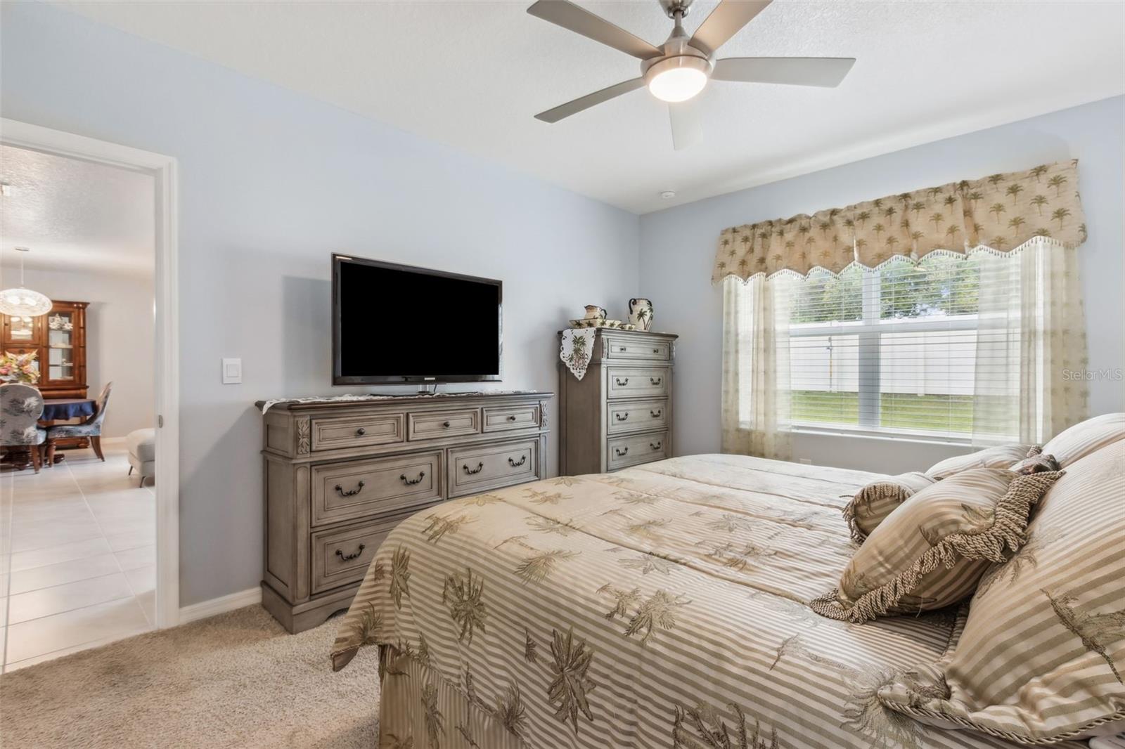 388 AMERICAN HOLLY AVE