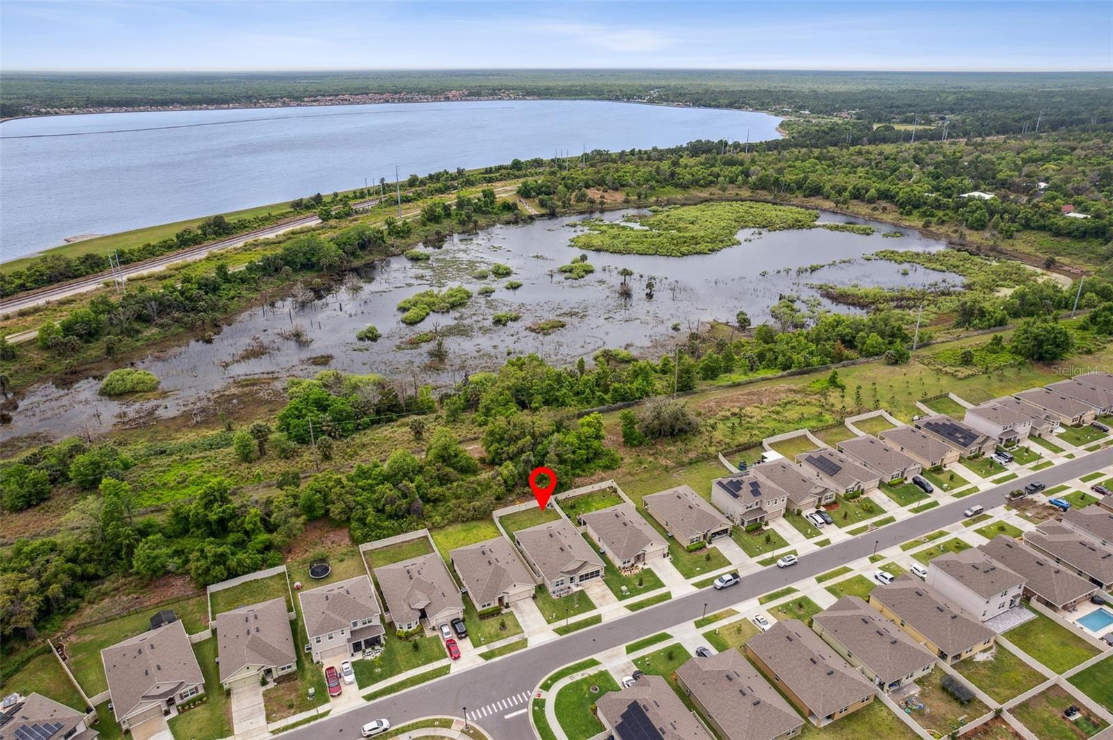 388 AMERICAN HOLLY AVE