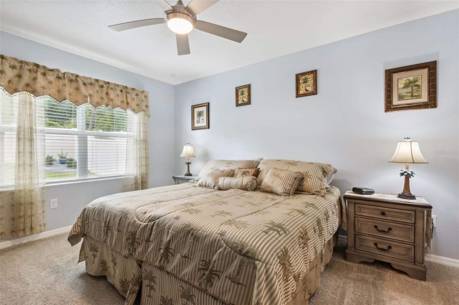 388 AMERICAN HOLLY AVE