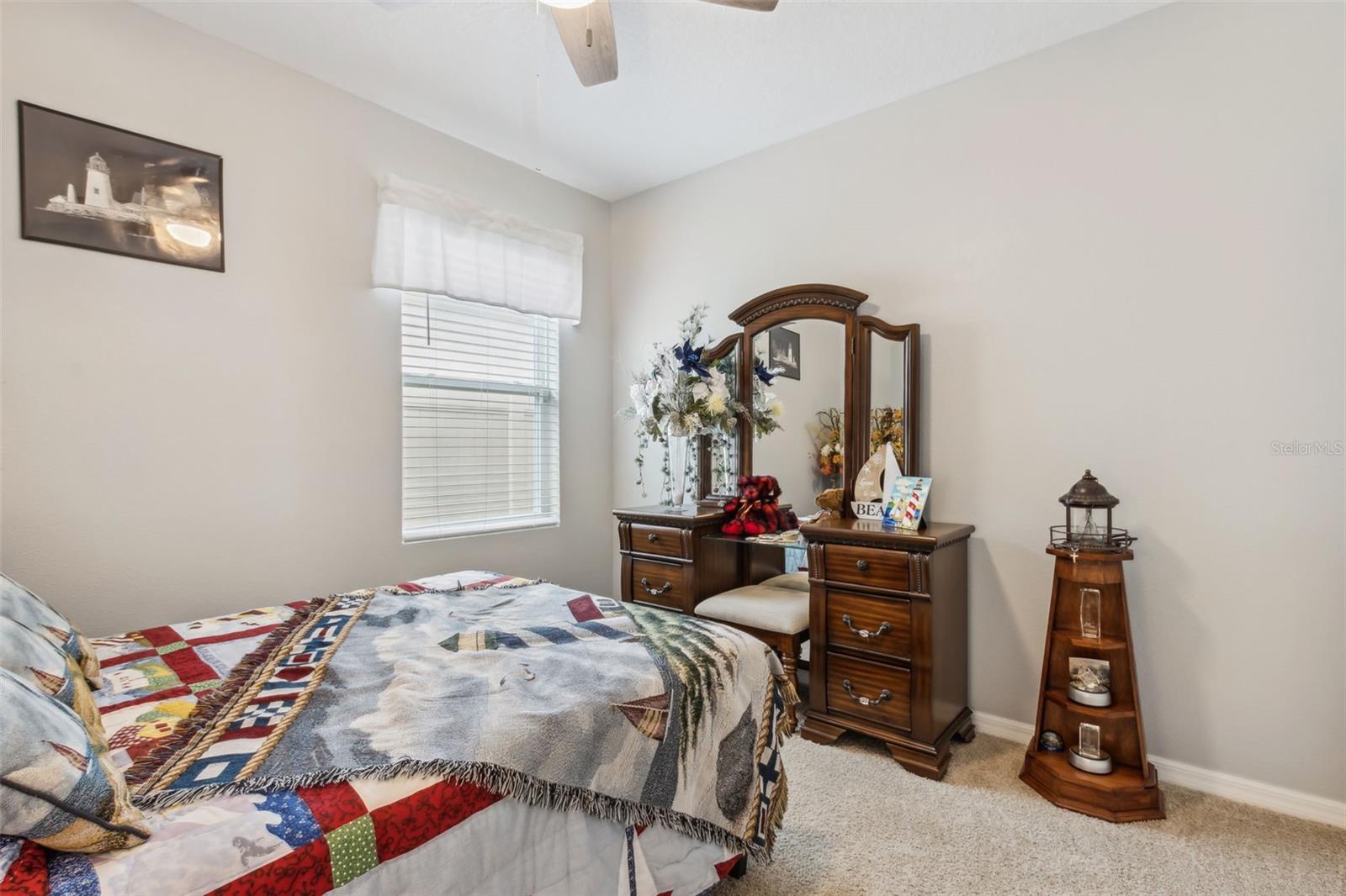 388 AMERICAN HOLLY AVE