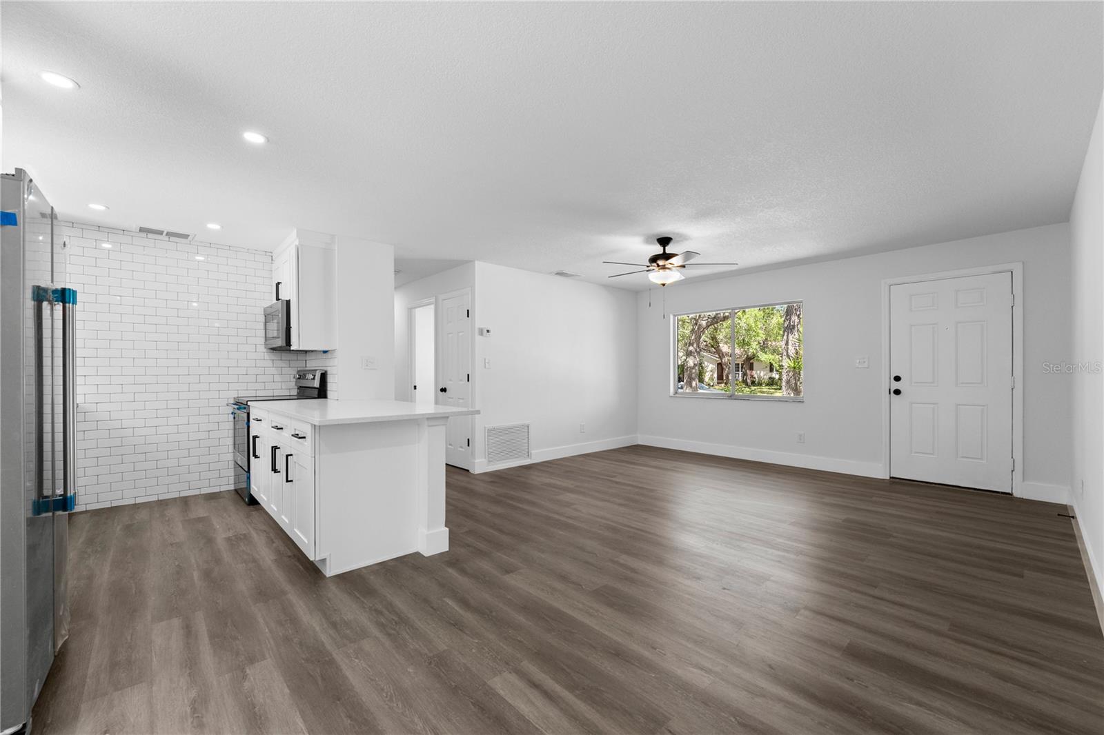 2632 DOBBIN DR