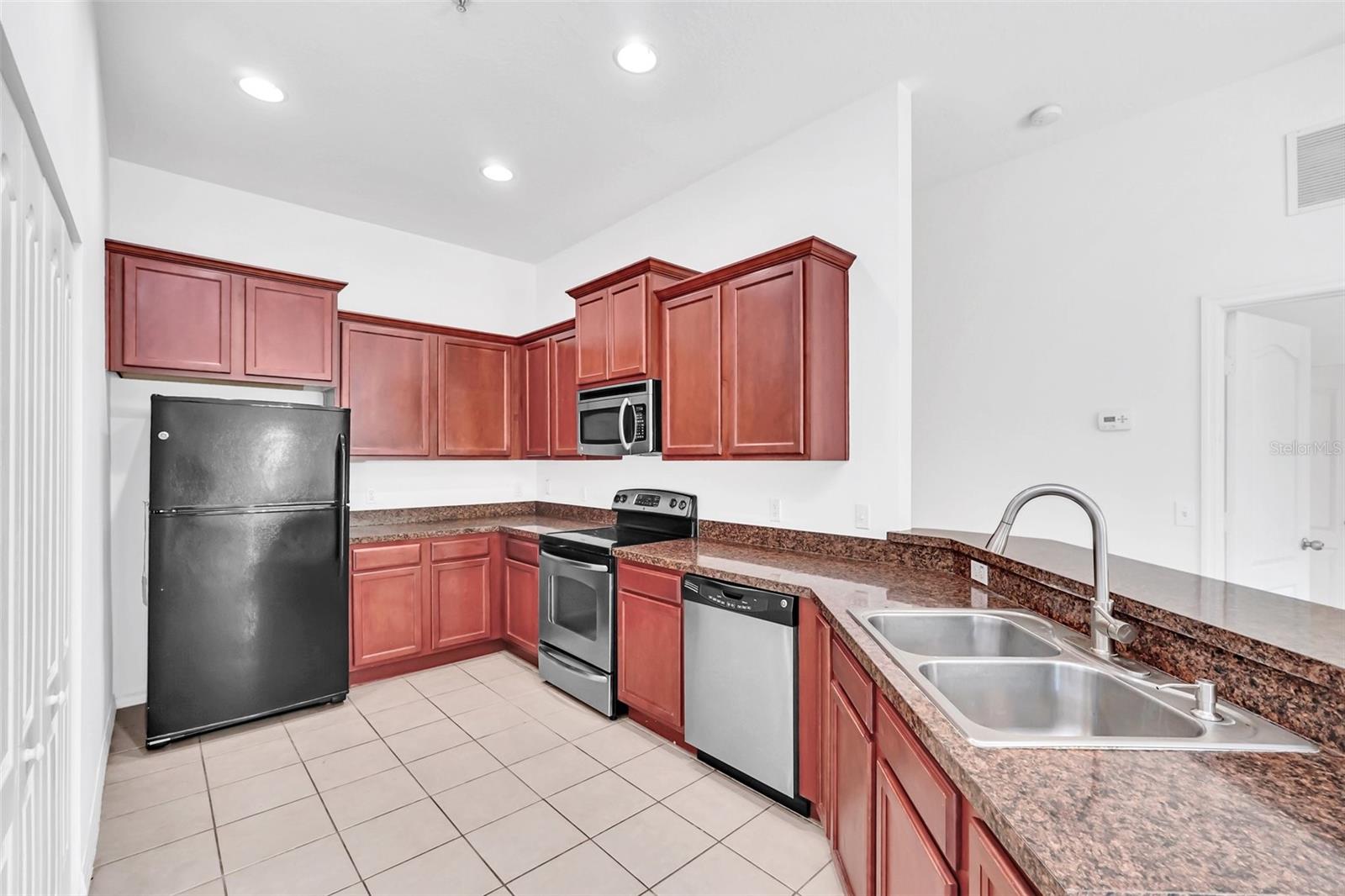 10802 ECLIPSE LILY WAY