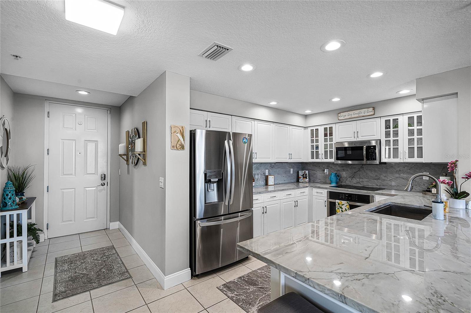 4672 RIVERWALK VILLAGE CT #8302