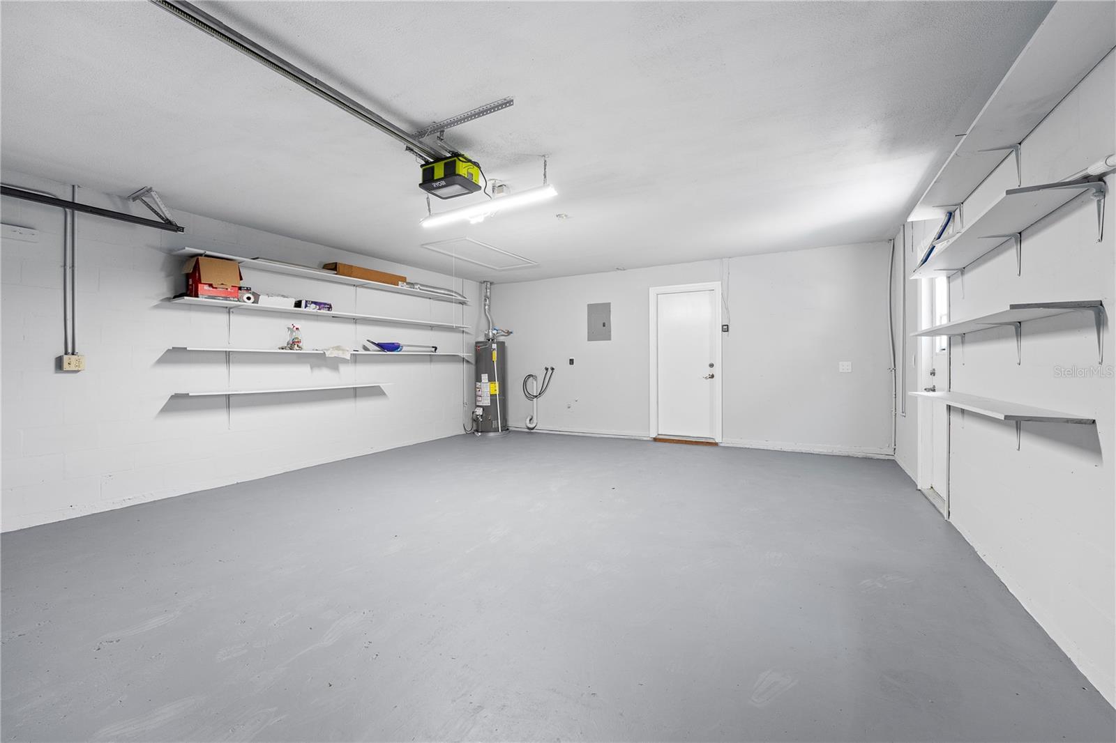 432 BOXWOOD CIR