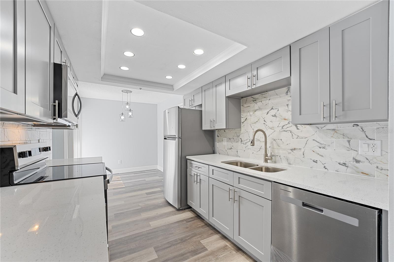 432 BOXWOOD CIR