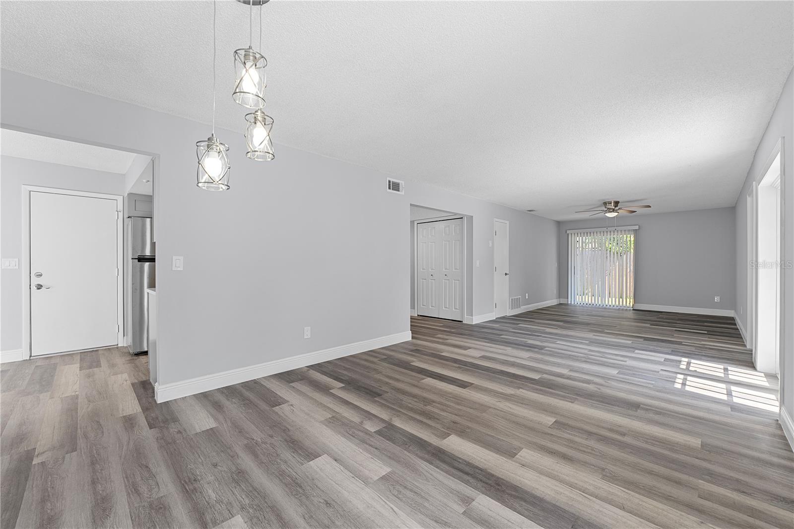 432 BOXWOOD CIR
