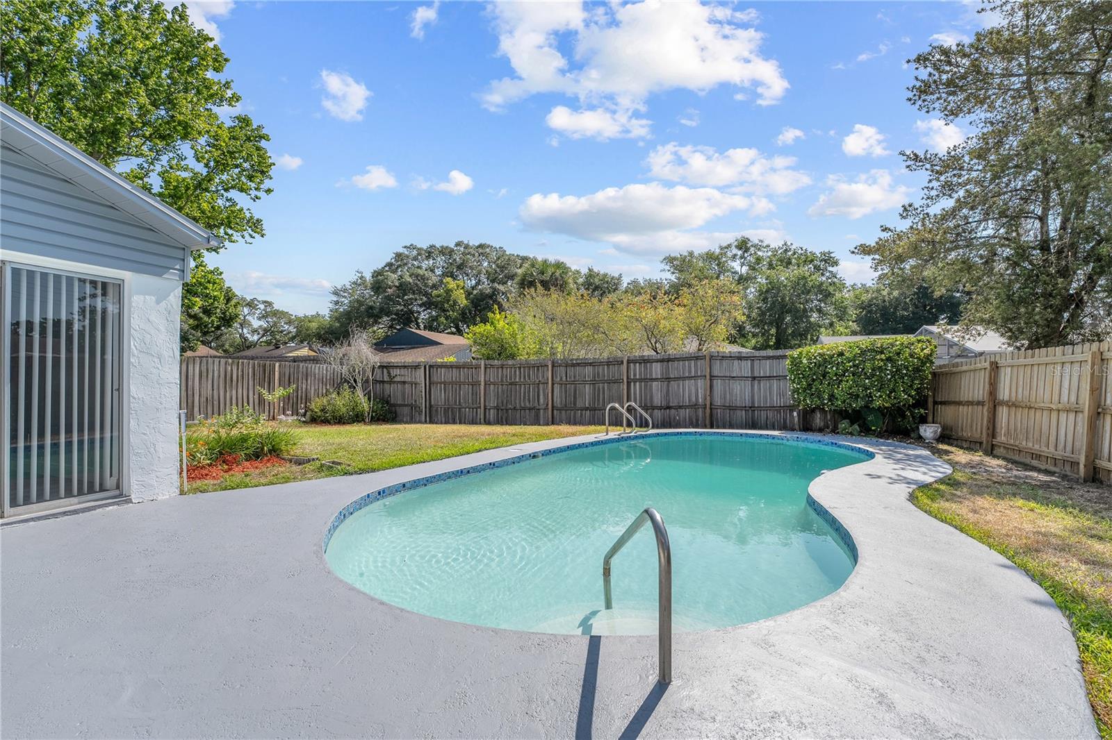 432 BOXWOOD CIR