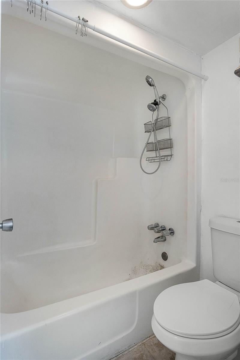 2513 N ALAFAYA TRL #24