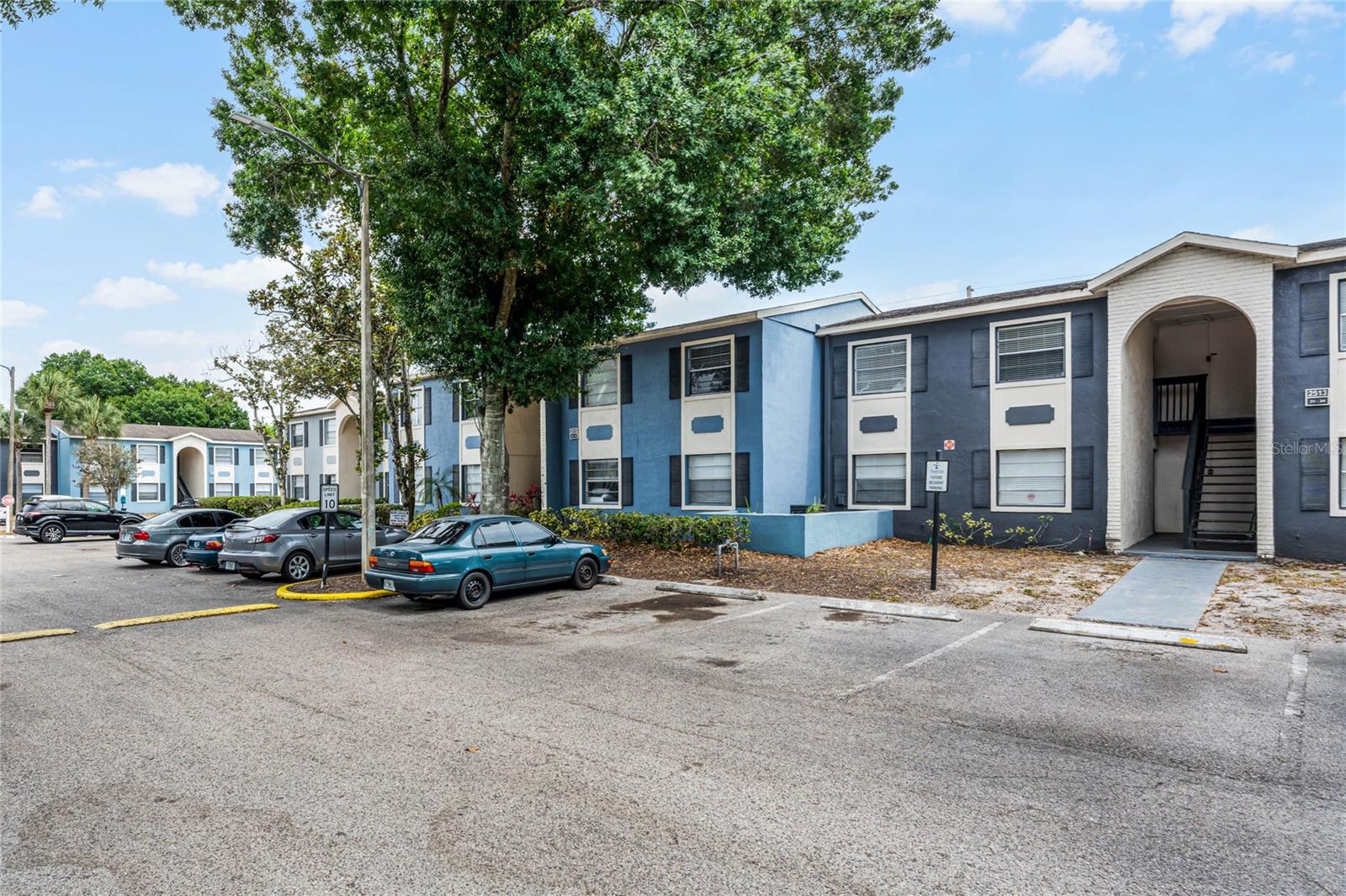 2513 N ALAFAYA TRL #24