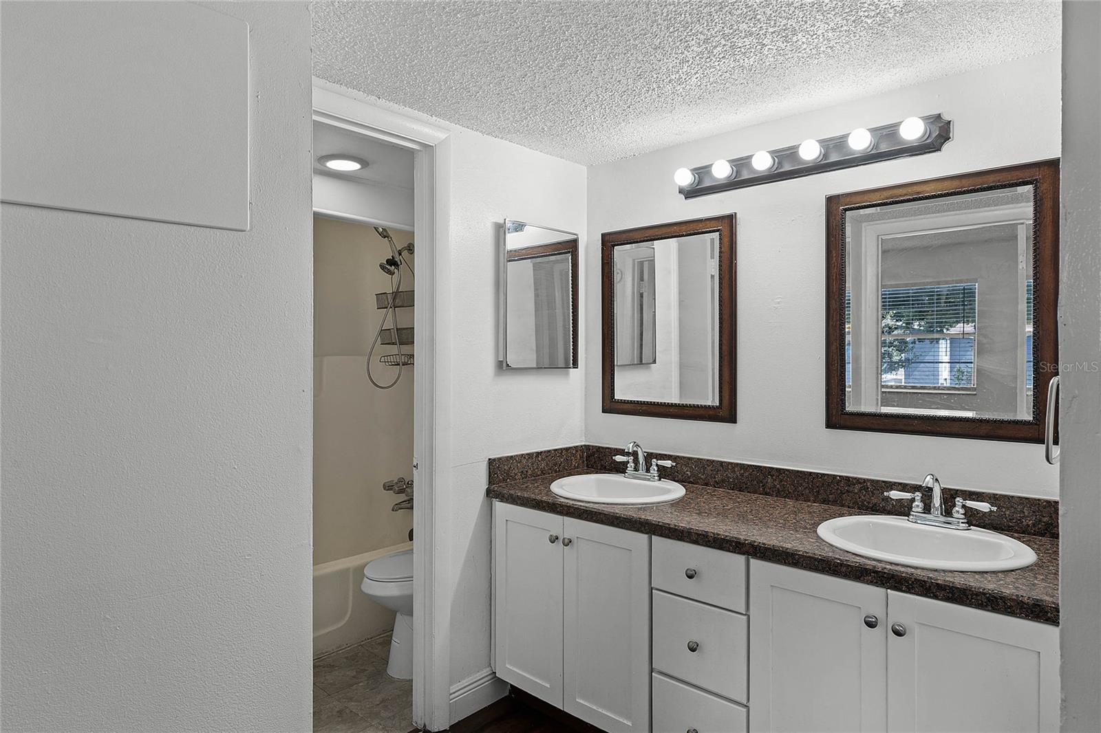 2513 N ALAFAYA TRL #24