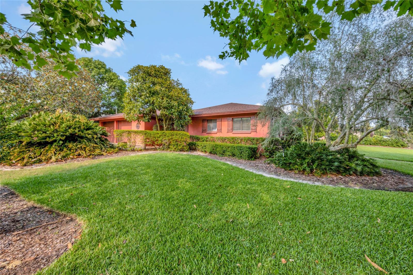 260 RIPPLING LN